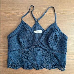 Abercrombie & Fitch Cropped Lace Tank